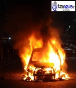  NOIDA SECTOR 14 A CAR CAUGHT FIRE ONE PERSON INJURED 