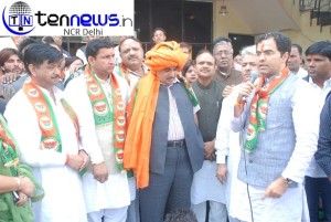 Pravesh Verma files nomination for Mehrauli constituency