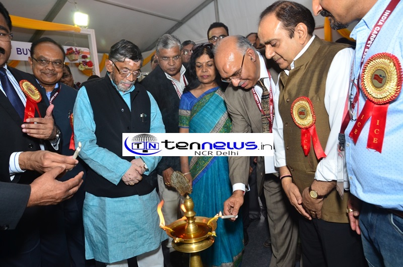 Inaugral- Textile Minister Santosh Kumar Gangwar, Ms Rashmi Verrma, IAS Secretary Textile, and Kuldeep R. Wattal, Chairma CEPC