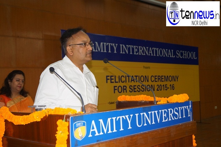 Dr Mukesh Kumar addressing the gathering