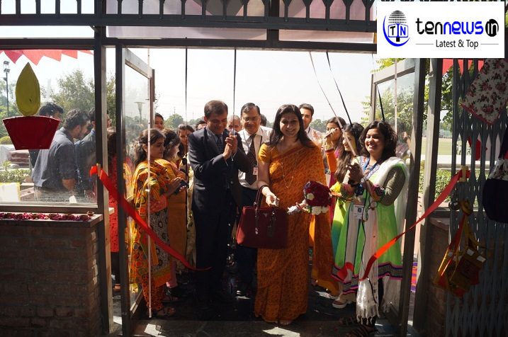 diwali-fest-inugrated-by-ms-pooja-chauhan-and-dr-sanjeev-bansal