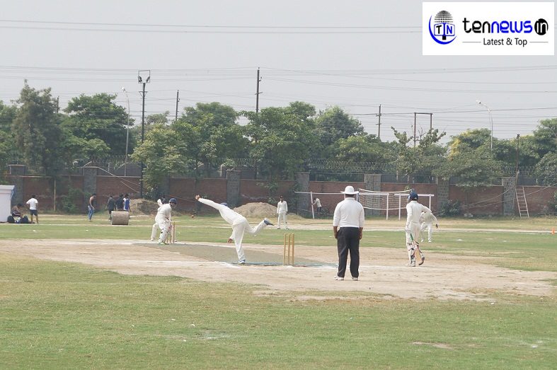 students-amity-business-school-amity-institute-of-aerospace-engineering-played-the-second-round-of-match