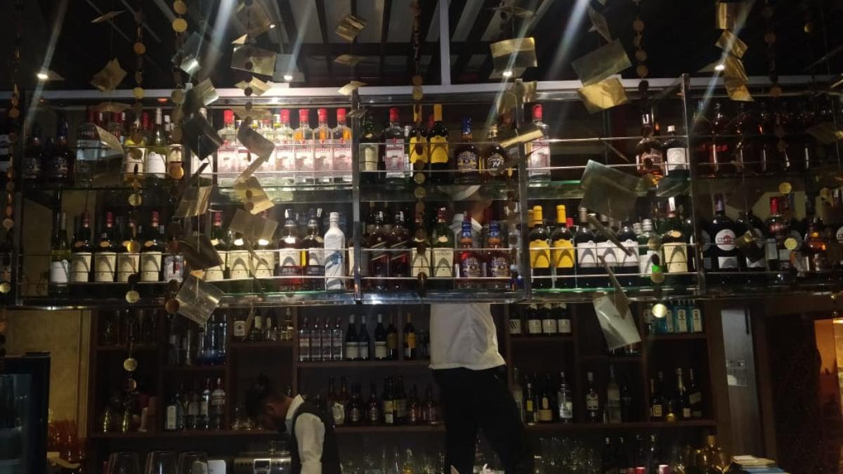 excise_department_raid_delhi_r-jpeg