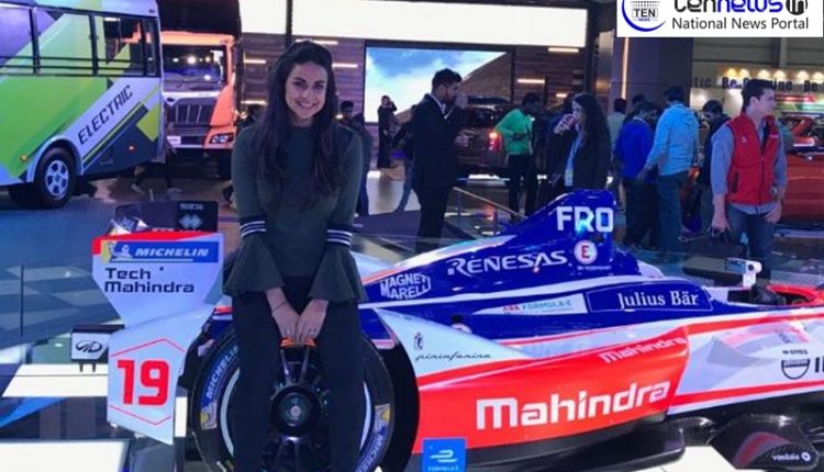 Auto Expo 2018 : Gul Panag to Narayan Karthikeyan, Celebrities that went unnoticed !