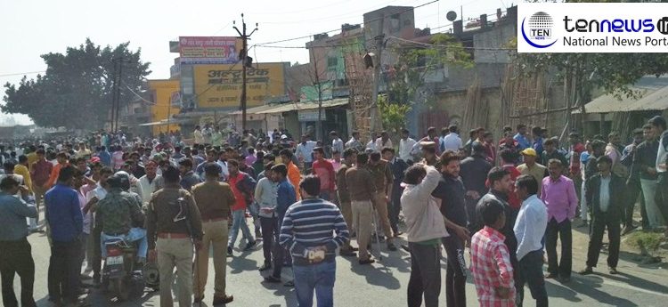 Greater Noida: Speeding truck rams Bike at Badalpur Kotwali | 1 Killed, 1 Injured | Road Accidents