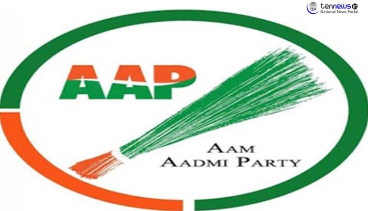 Ex-AAP office bearers make cryptic tweets to attack Kejriwal after recent resignations