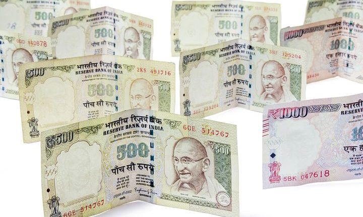 2 साल बाद भी लोगों को रास नहीं आ नोटबंदी