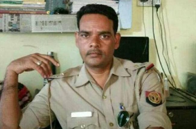 पैसों के लालच में चौकी प्रभारी ने ग्रह मंत्रालय के डिप्टी सेक्रेटरी की क्षतिग्रस्त कार को कटवाया