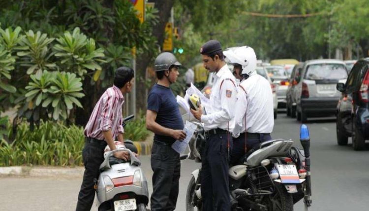 पुरे ज़िले में चला ऑपरेशन "आल आउट", पुलिस ने 90 हजार से अधिक जुर्माना वसूला