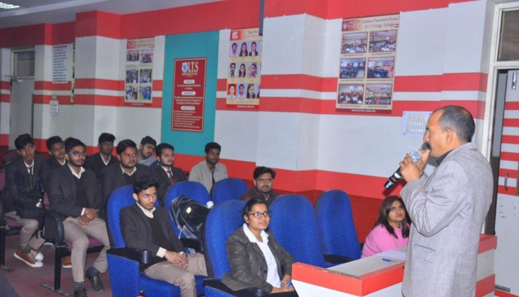 आईटीएस इंजीनियरिंग कॉलेज में हुआ राष्ट्रीय युवा दिवस पर निबन्ध प्रतियोगिता का आयोजन