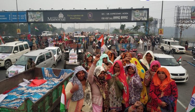 Farmers Reaches PM Residence Haulted By Delhi Police, Traffic Jam On DND