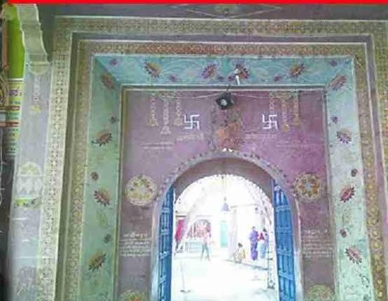 दनकौर के ऐतिहासिक द्रोणाचार्य मंदिर में चोरी का प्रयास