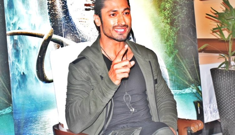 Vidyut Jammwal promotes his upcoming movie "Junglee" in Delhi