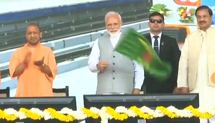 PM Modi inaugurates the new metro corridor of Noida