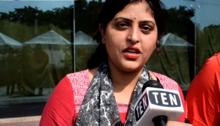 Holi 2019: Noida people urges everyone to celebrate 'Water Free Holi' this year!