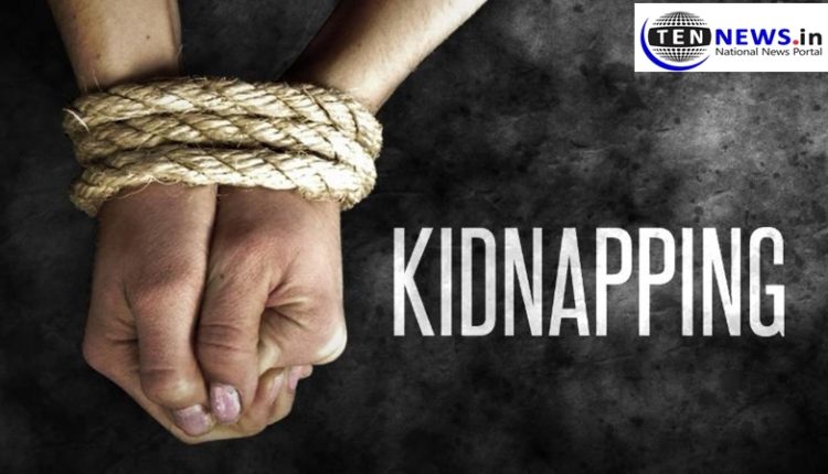 IT company Manager kidnapped in daylight in Noida's sector 63 | Ten News