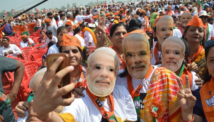 नरेंद्र मोदी - भाजपा की विजयी लहर - जानिए गौतम बुद्ध नगर के सजग मतदाता क्या कहते है