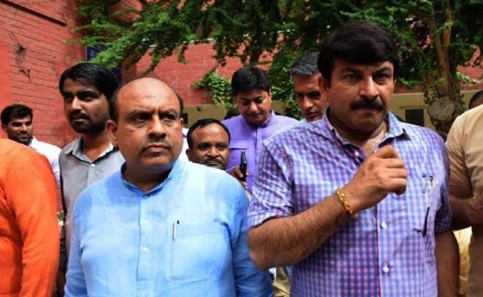 दिल्ली सरकार के काम में गड़बड़ियों को लेकर एलजी से मिलेंगे गुप्ता और तिवारी, करेंगे कार्रवाई की माँग