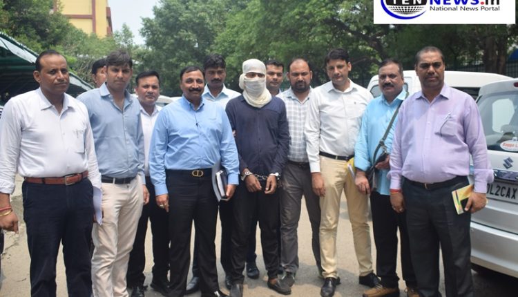 Delhi Crime branch Arrested a wanted carrying 2 lakh bounty on him