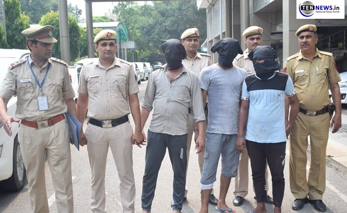 कनैडियन पायलट को बंधक बनाकर लूटपाट मामले में दिल्ली पुलिस ने किया खुलासा , तीन गिरफ्तार