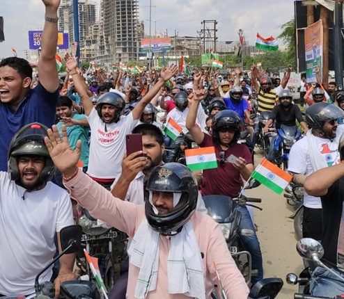 शाहबेरी के निवासियों ने निकाला विरोध मार्च , दी चेतावनी