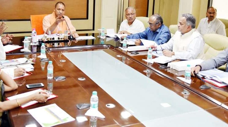 मुख्यमंत्री योगी ने किया मंत्रिमंडल का विस्तार, नोएडा को कहा 'नो'