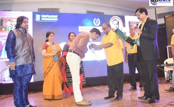 नवरत्न के “शुक्रिया मुकेश “ कार्यक्रम में “म्यूज़िकल जोड़ीदारों “ ने मचाई युगल गीतों की धूम