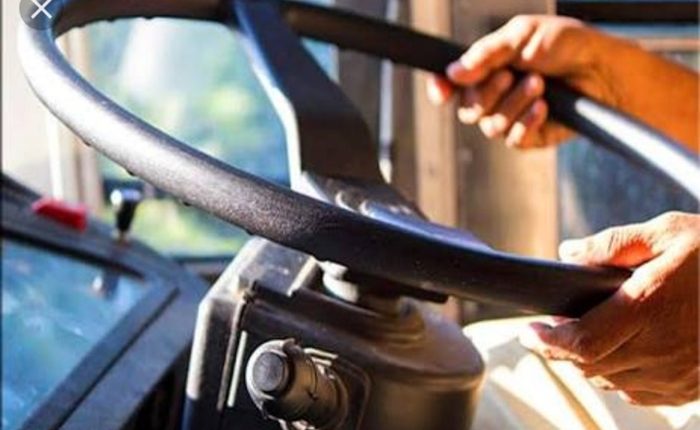 Noida bus owner gets challan for his driver not wearing helmet