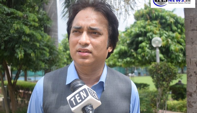 Vineet Chaudhary, biggest Sr. Bacchan fan reacts to Sr. Bacchan winning Dada Saheb Phalke award