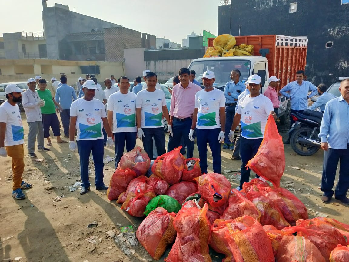 Noida residents collect 20 tons of plastic, to be converted into energy