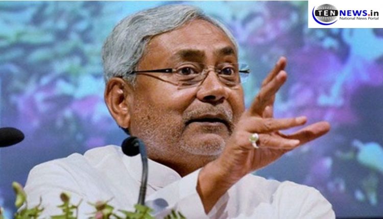 Nitish Kumar comes out in support of Kejriwal; says Delhi should get full statehood