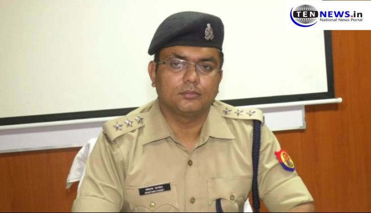 Robber attempting DSLR robbery captured in CCTV | Noida Sector 20 Police station