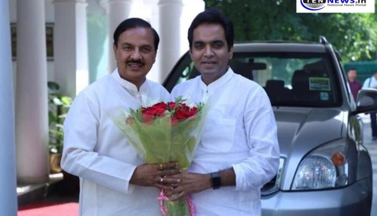 Pankaj Singh NOIDA MLA Birth Day celebrated with flowers and greetings