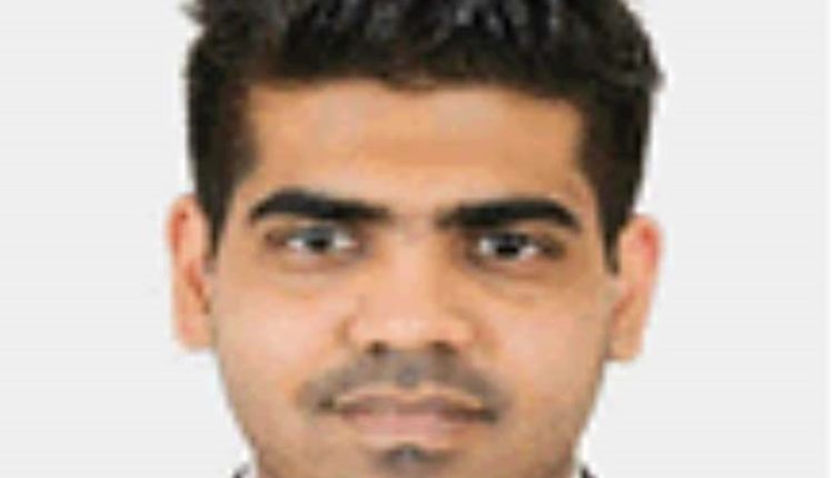 Suryansh-grabs-1st-position-in-CA-exam