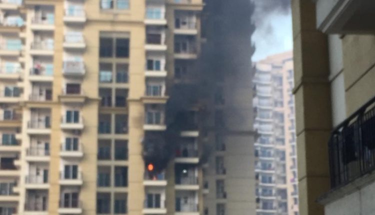 Society in Noida sector 75 catches fire early morning, 1 injured