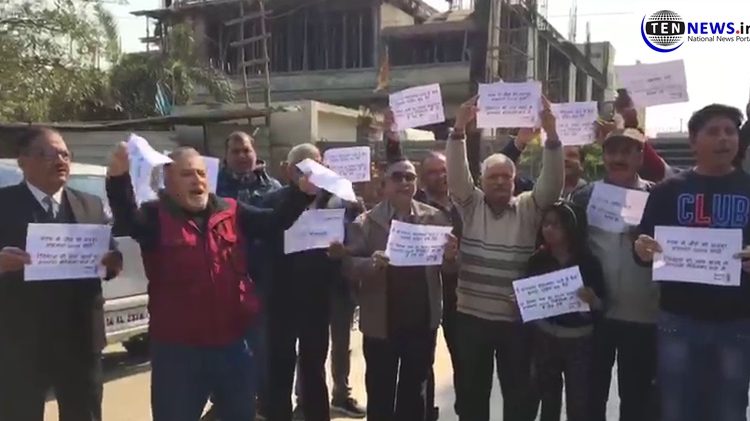 Residents of Noida's Anjara Society stage protest demanding basic facilities in Society