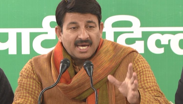 Delhi govt schools are running for only 2 hours a day, alleges Manoj Tiwari