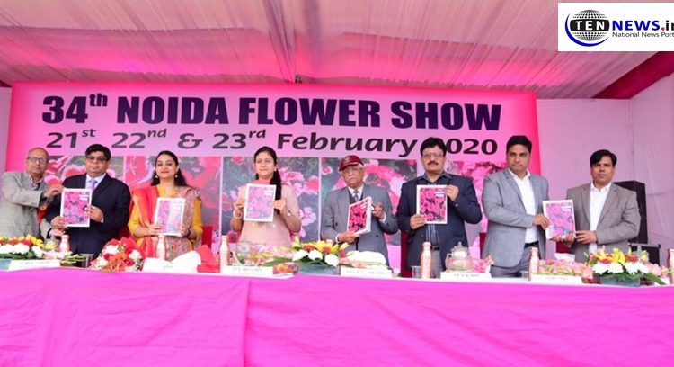 Noida Flower Show 2020 Kick Starts at Noida Stadium | Thousands of Flower Lovers gives a visit