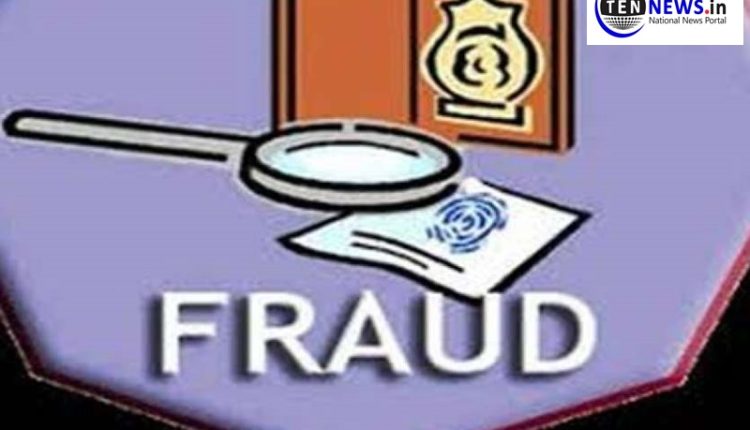 Convicts-accused-of-selling-personal-information-arrested