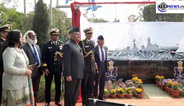 Admiral Karambir Singh honours family of martyrs at Shaheed Smarak Sanstha's Annual Day