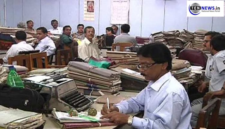 Central-govt-employees-raise-their-voices-for-da-hike