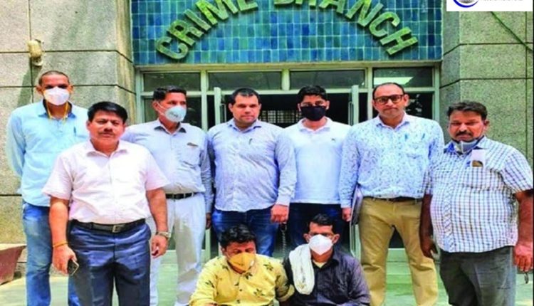 2-smugglers-arrested-by-delhi-police