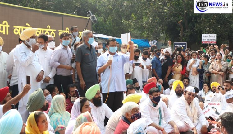 modi-govt-backstabbed-the-farmers-says-kejriwal