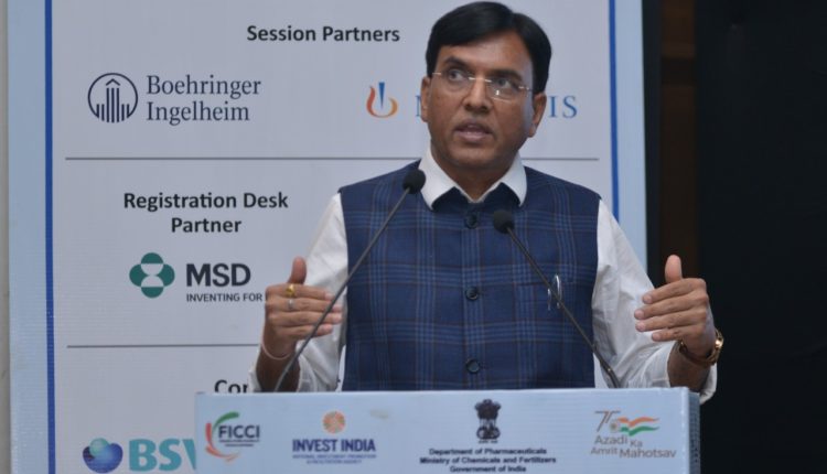 Dr Mansukh Mandaviya, Minister of Health and Family Welfare & Chemicals and Fertilizers, GoI addressing the inaugural session of 7th edition of India Pharma & India Medical Device 2022 at New Delhi