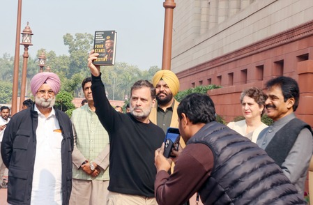 फेयरपॉइंट: लाइट्स, कैमरा, विरोध – राहुल गांधी का राजनीतिक रंगमंच